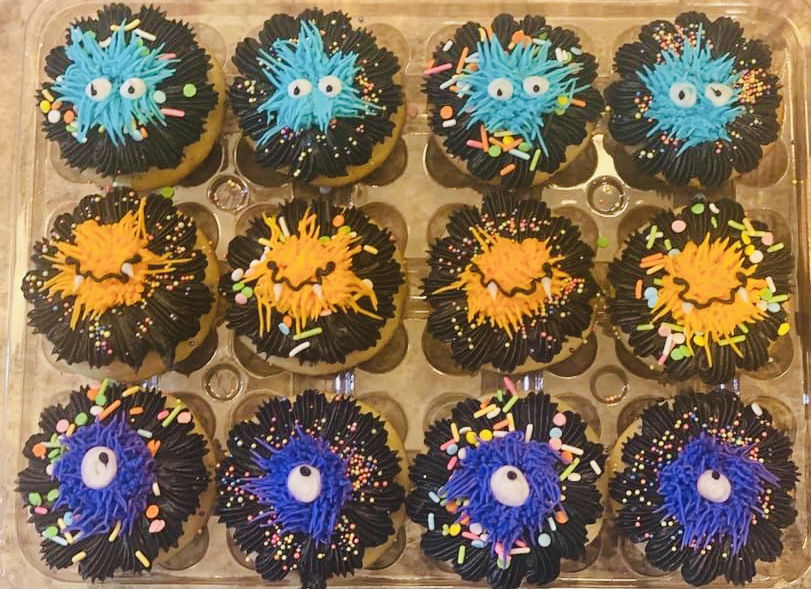 Vanilla Halloween Cupcakes With Buttercream Frosting