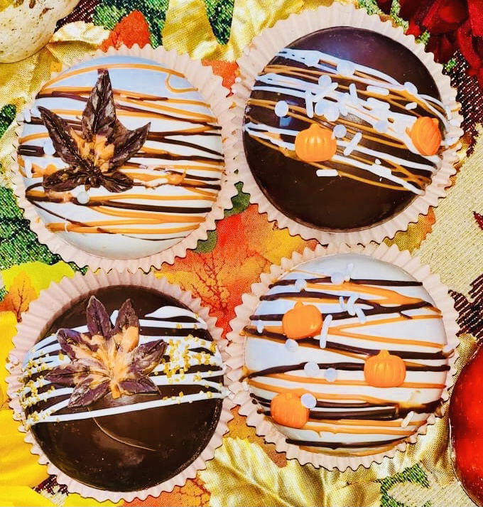 Thanksgiving Hot Cocoa Bombs