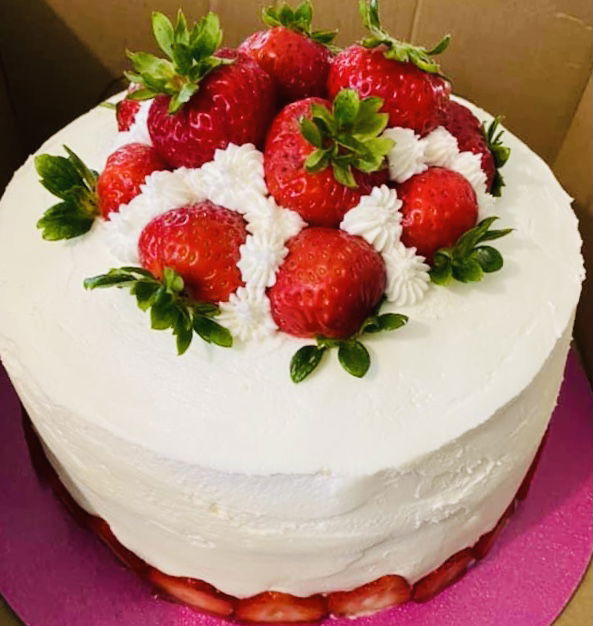 2 Layer Strawberry Cake With Buttercream Frosting and Fresh Strawberries