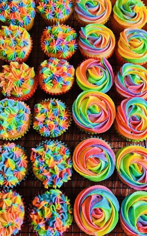 Funfetti and Chocolate Rainbow Cupcakes With Buttercream Frosting