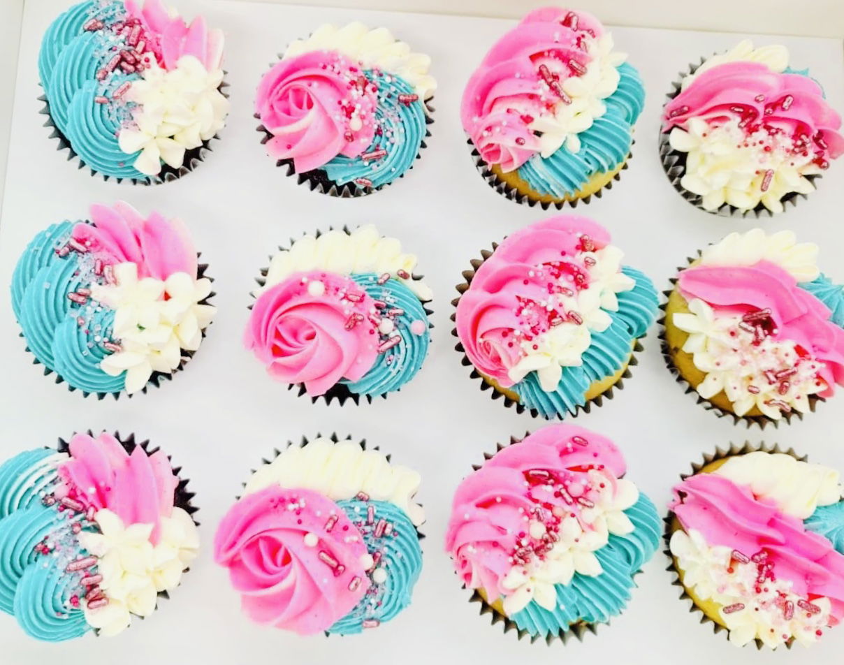 Chocolate and Vanilla Unicorn Cupcakes with Buttercream Frosting