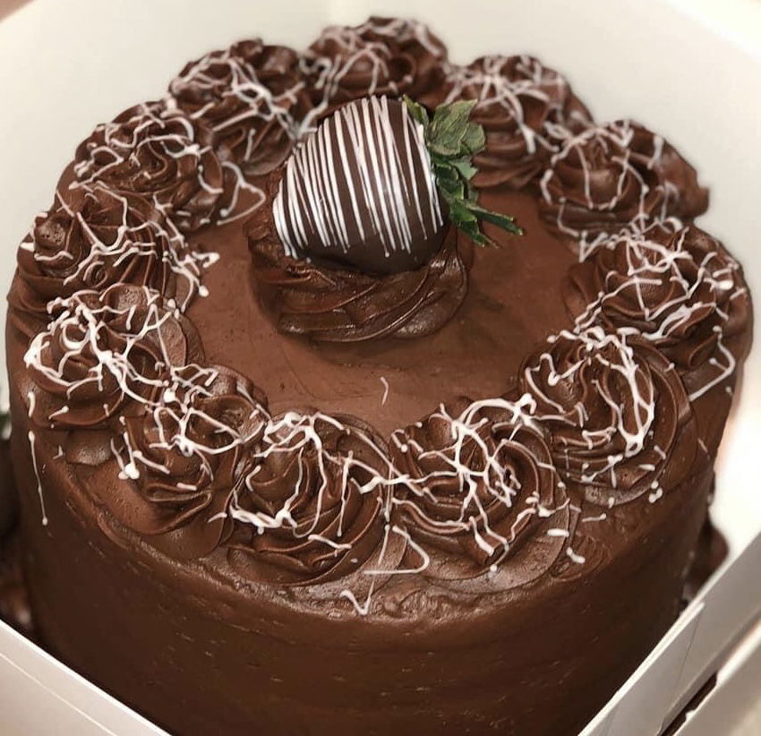 2 Layer Chocolate Overload Cake With Buttercream Frosting