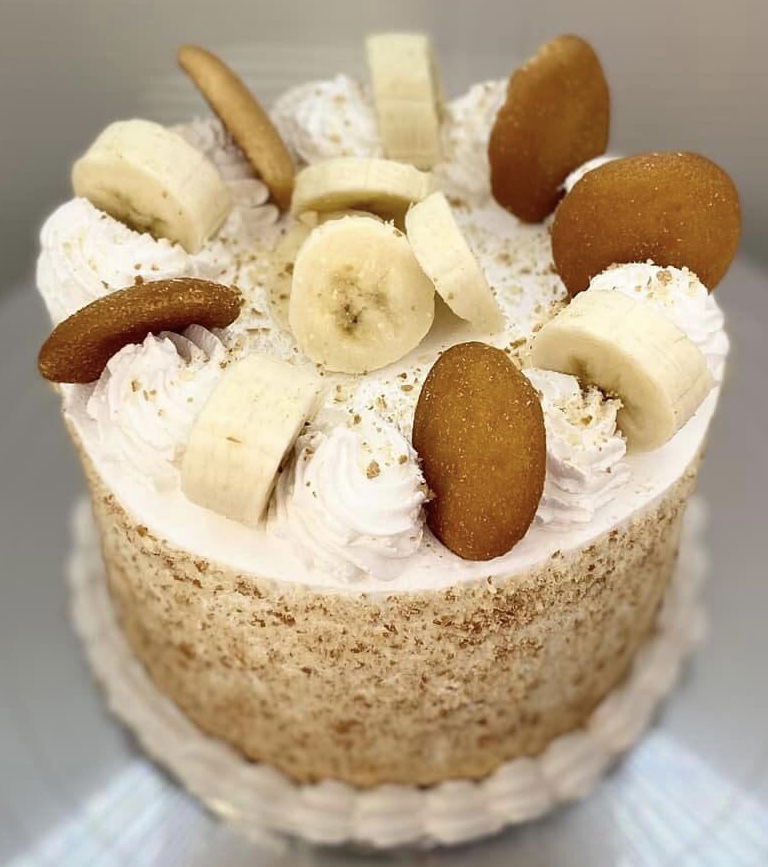 2 Layer Banana Pudding Cake with Whipped Frosting