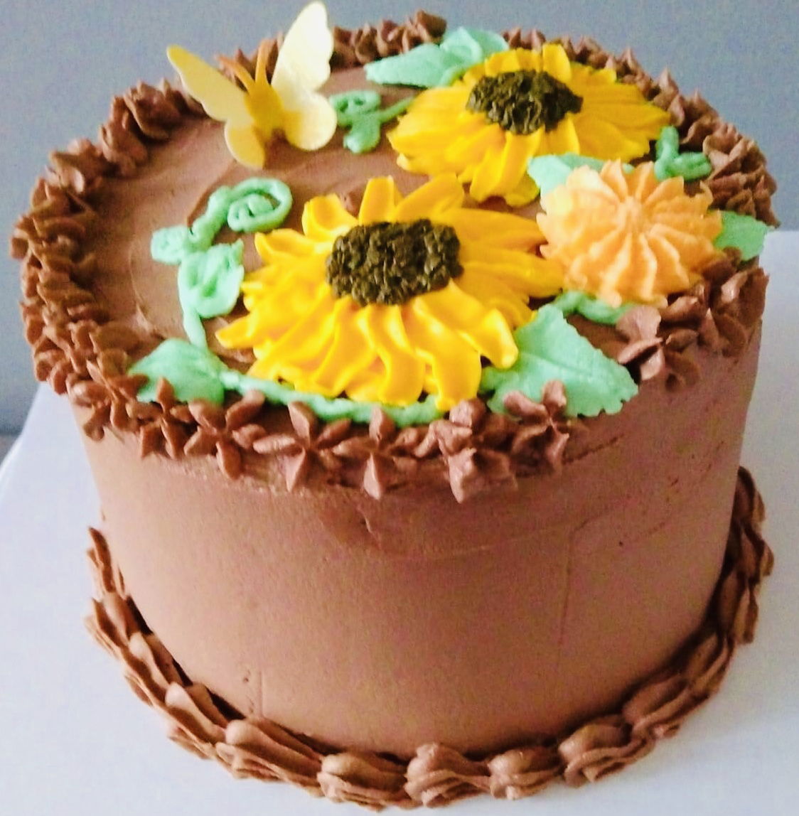 2 Layer Chocolate Sunflower Cake With Buttercream Frosting