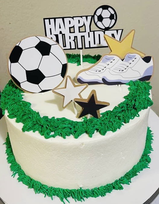 2 Layer Vanilla Soccer Birthday Cake With Buttercream Frosting