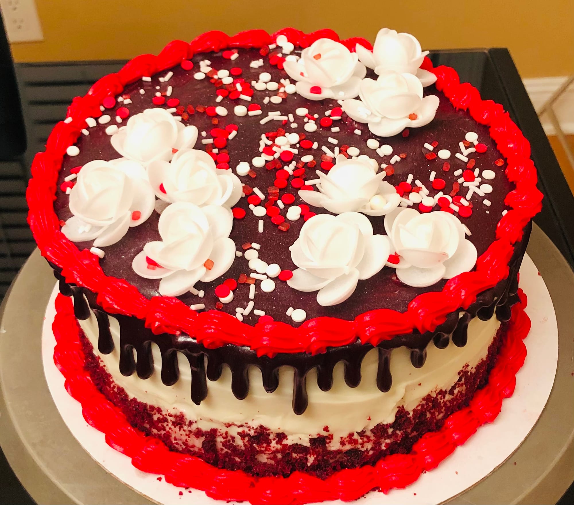 2 Layer Red Velvet Cake With Cream Cheese Frosting