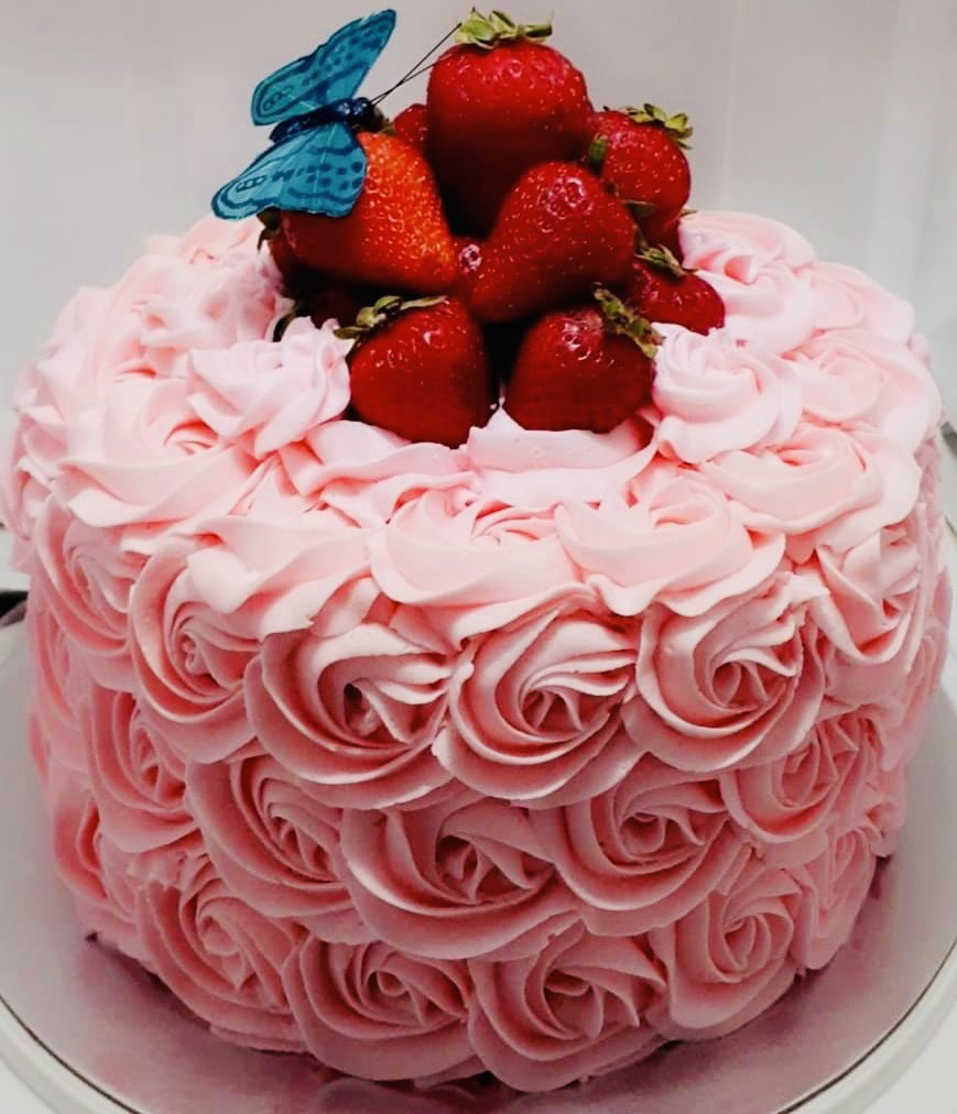 2 Layer Strawberry Cake With Buttercream Frosting and Fresh Strawberries