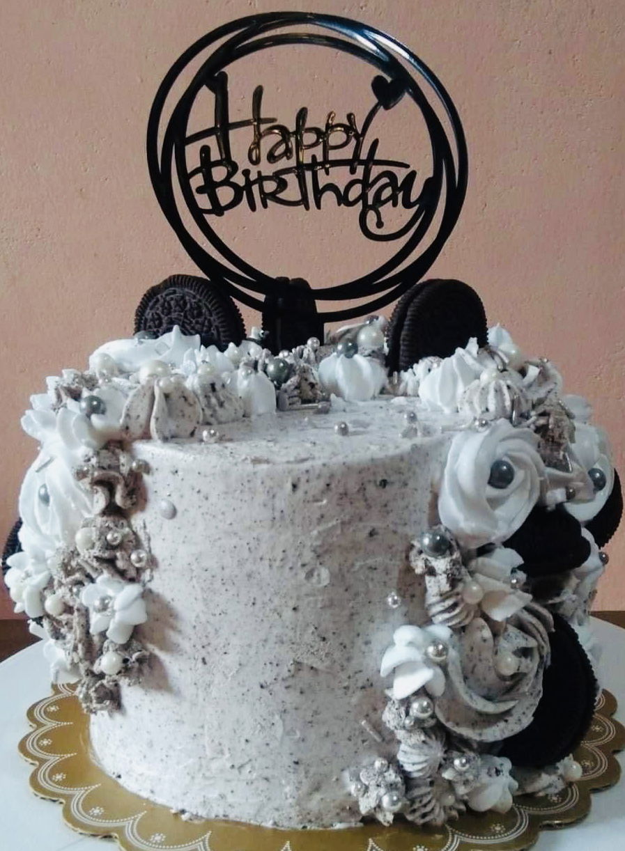 3 Layer Oreo Cake With Buttercream Frosting and Dipped Oreos