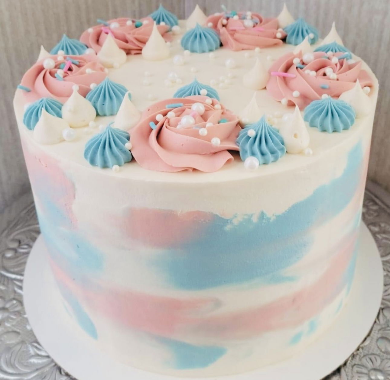 2 Layer Vanilla Gender Reveal Cake With Buttercream Frosting