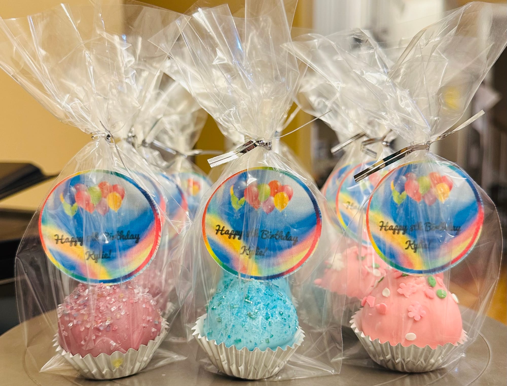 Pastel Birthday Cake Pops