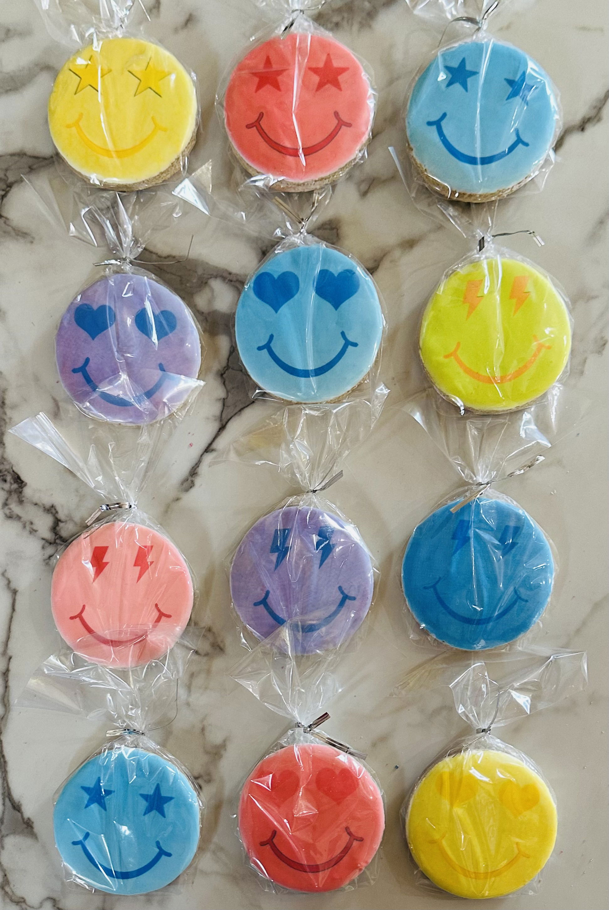 Happy Face Royal Icing Cookies with Images