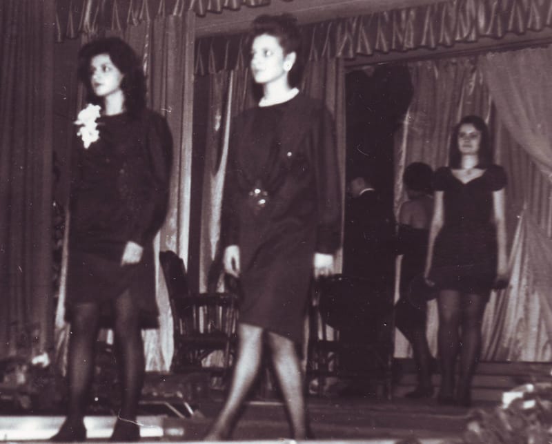 ДЕМОНСТРАЦИЯ КОЛЛЕКЦИЙ ОДЕЖДЫ