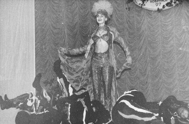 ДЕМОНСТРАЦИЯ КОЛЛЕКЦИЙ ОДЕЖДЫ