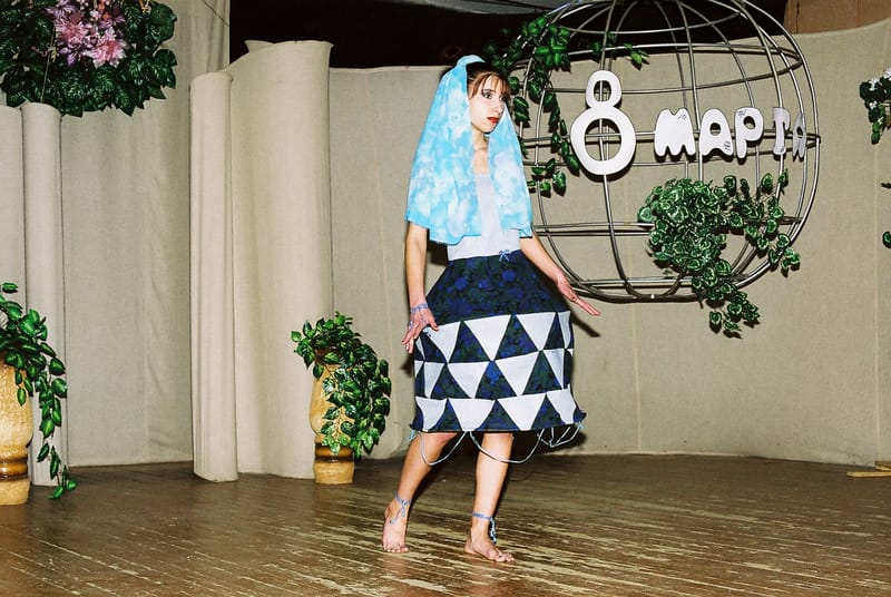 8 марта 2004 г.