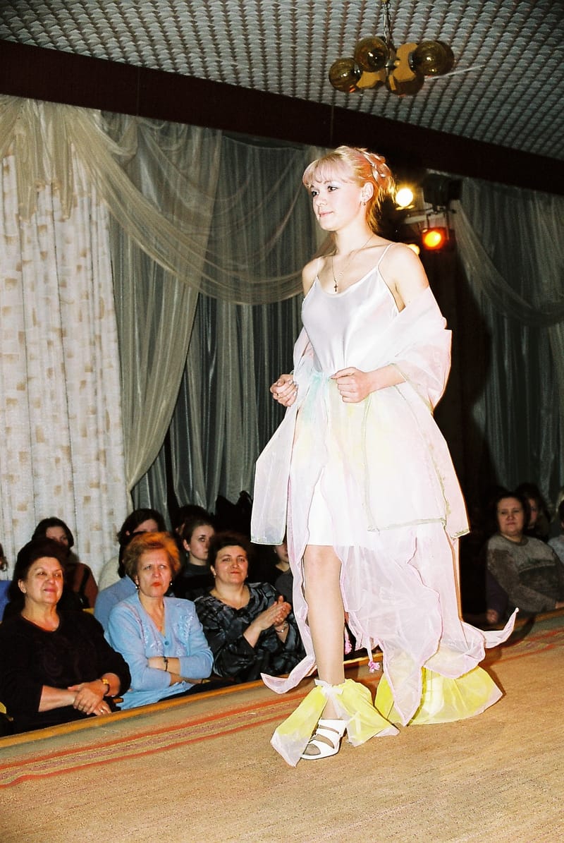 8 марта 2004 г.