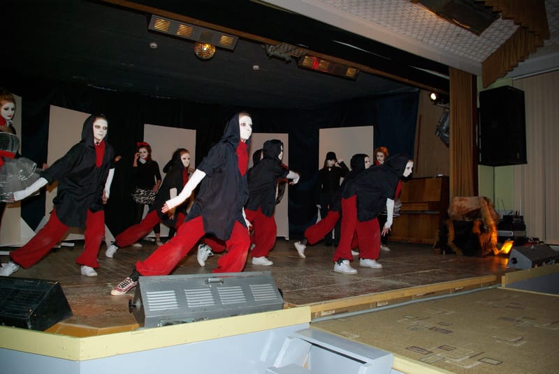 "КУКЛЫ - ИГРА В ЧЕЛОВЕКА" 2015 г.