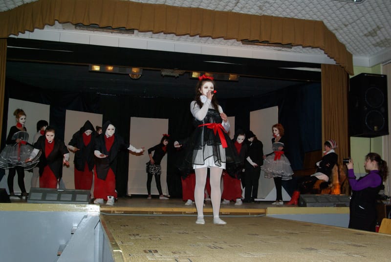 "КУКЛЫ - ИГРА В ЧЕЛОВЕКА" 2015 г.