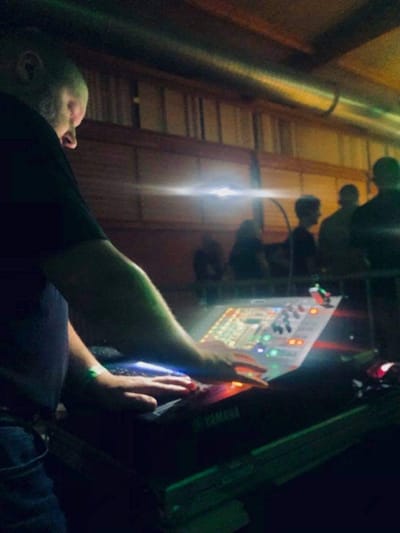 Qui sommes nous? image