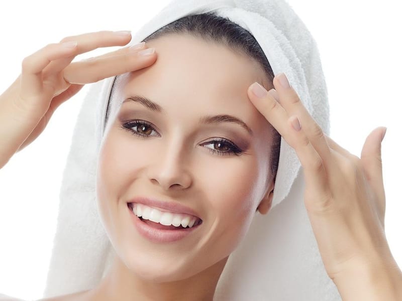 Diamond and crystal peeling, for an unparalleled complexion