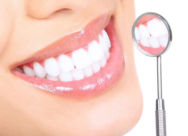 Teeth cleaning and polishing in the clinic, important information for you