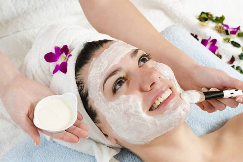 The best way to deep clean oily skin