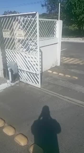 MOTOR NOVO - PORTÃO