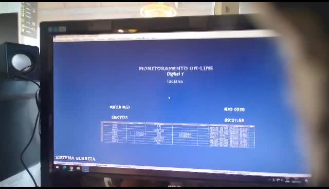 CÂMERAS & EQUIPAMENTOS