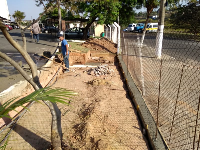 CONSTRUÇÃO NOVA LIXEIRA