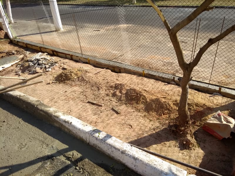 CONSTRUÇÃO NOVA LIXEIRA