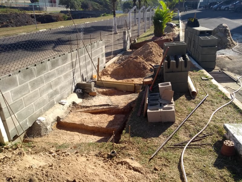 CONSTRUÇÃO NOVA LIXEIRA