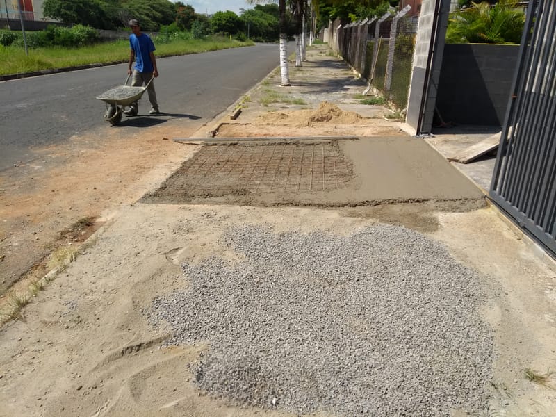 CONSTRUÇÃO NOVA LIXEIRA