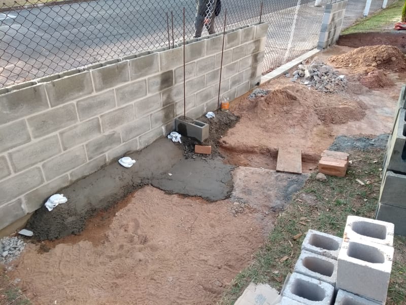 CONSTRUÇÃO NOVA LIXEIRA