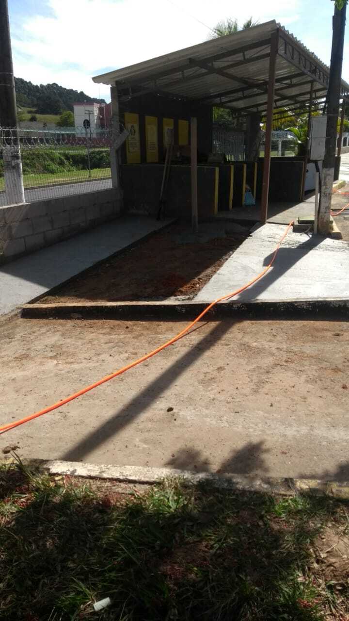 CONSTRUÇÃO NOVA LIXEIRA