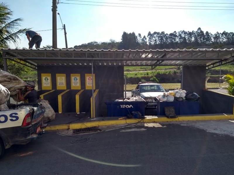 CONSTRUÇÃO NOVA LIXEIRA