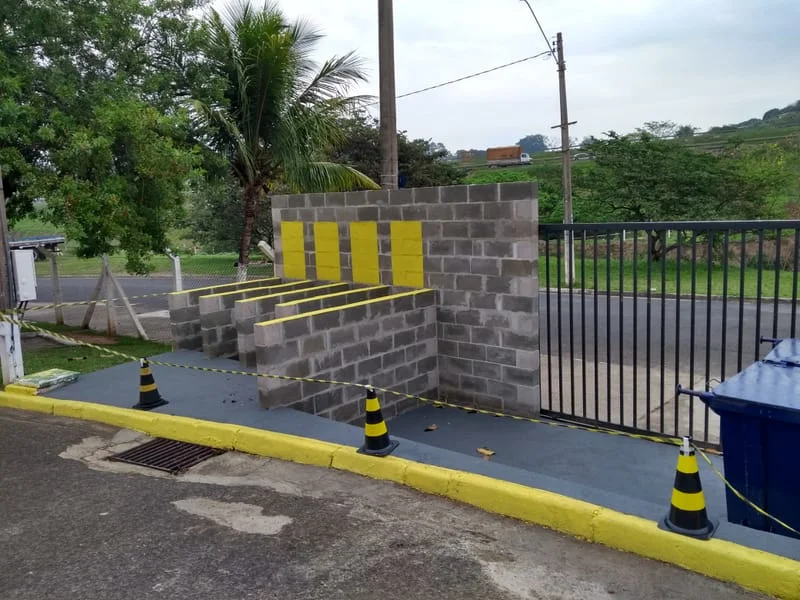 CONSTRUÇÃO NOVA LIXEIRA