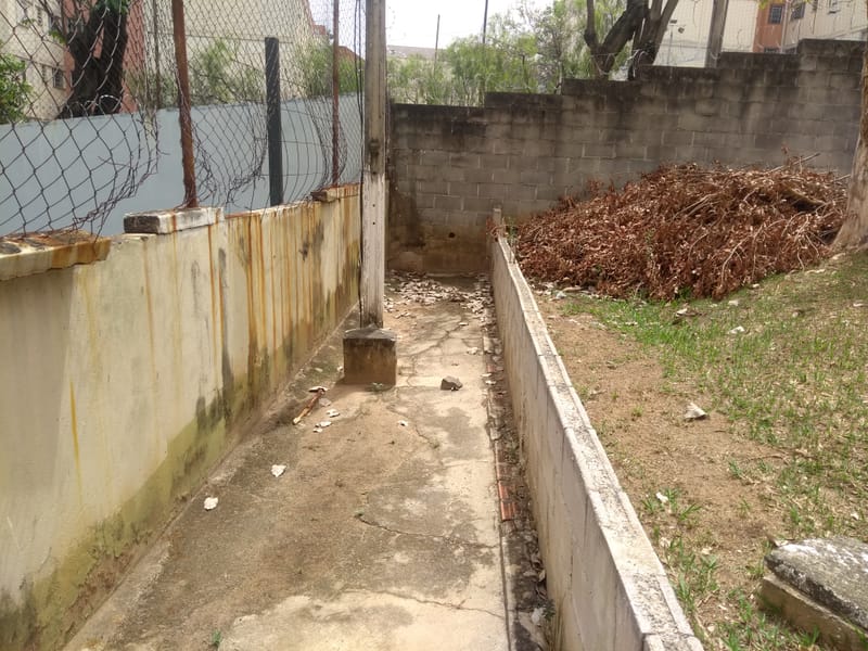 MURO DE ARRINO - ATRÁS DA QUADRA