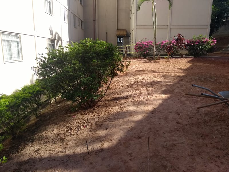 MURO DE ARRIMO - TORRE D