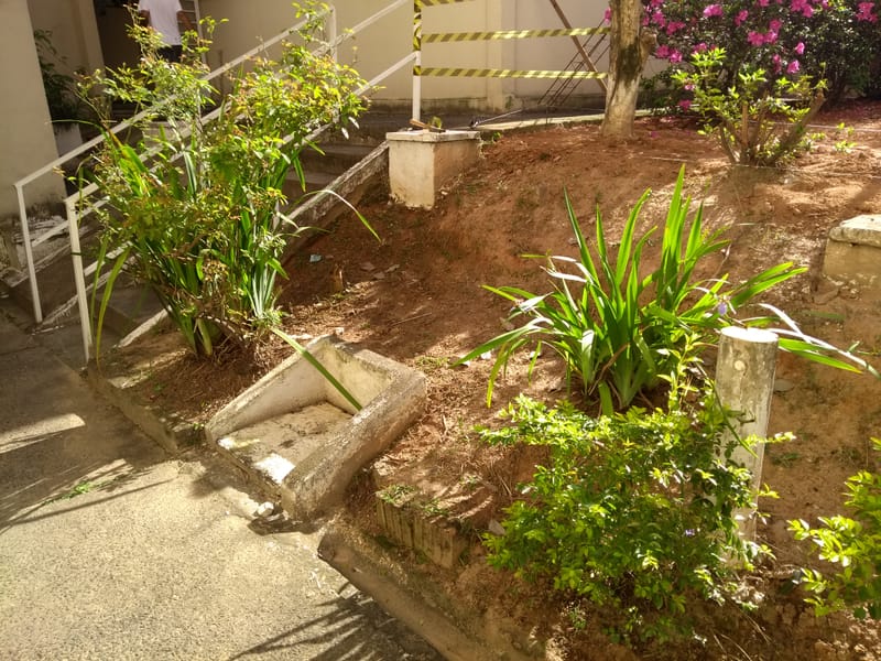 MURO DE ARRIMO - TORRE D