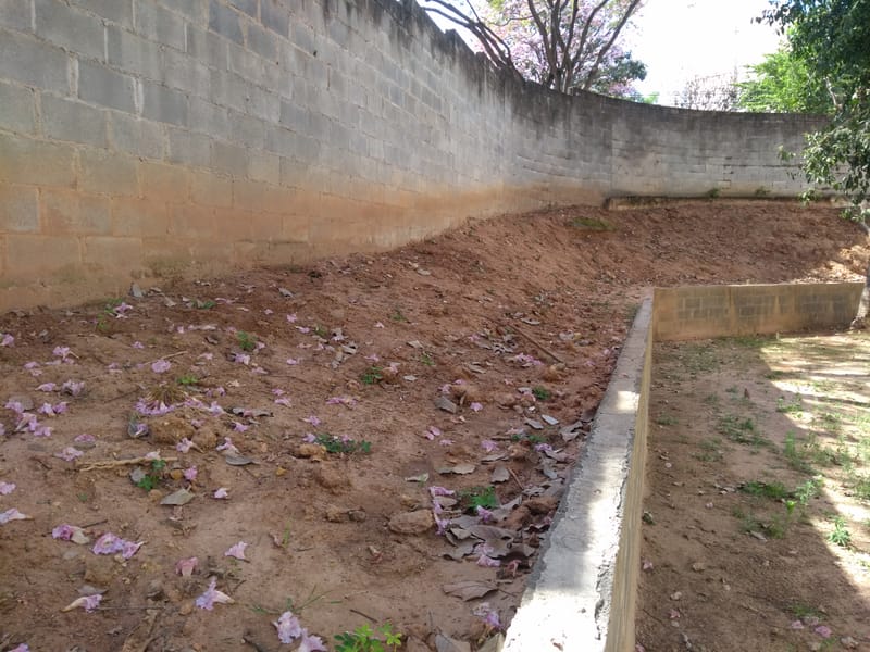 MURO DE ARRIMO - TORRE D