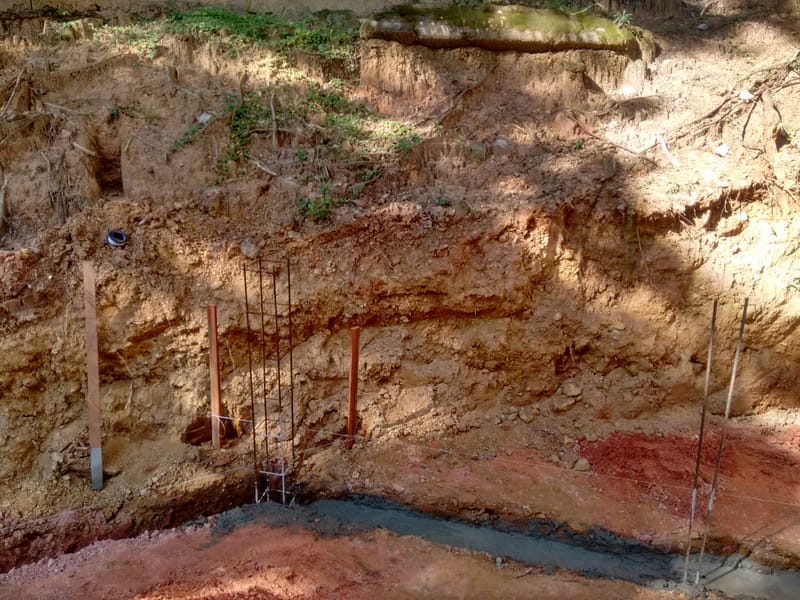 MURO DE ARRIMO - TORRE D