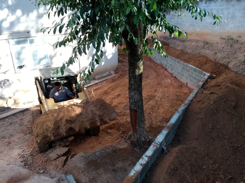 MURO DE ARRIMO - TORRE D