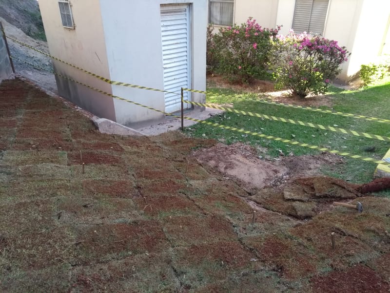 MURO DE ARRIMO - TORRE D