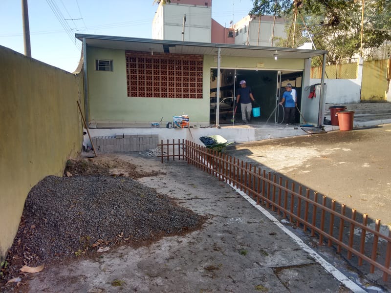 QUADRA, SALÃO, TELHADO