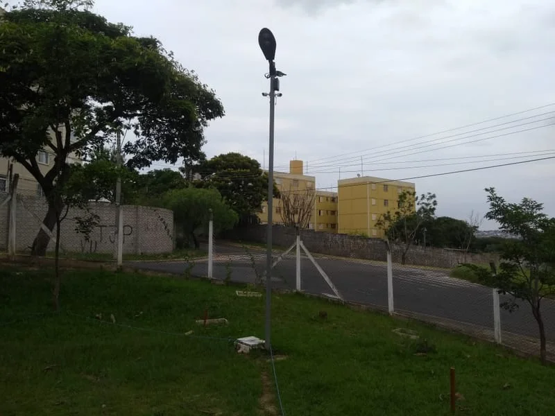 CÂMERAS & EQUIPAMENTOS