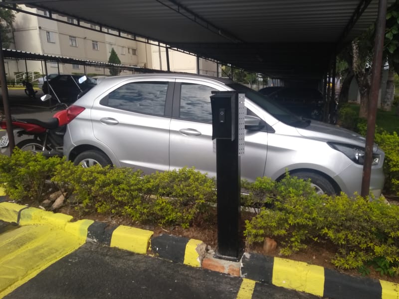 CÂMERAS & EQUIPAMENTOS