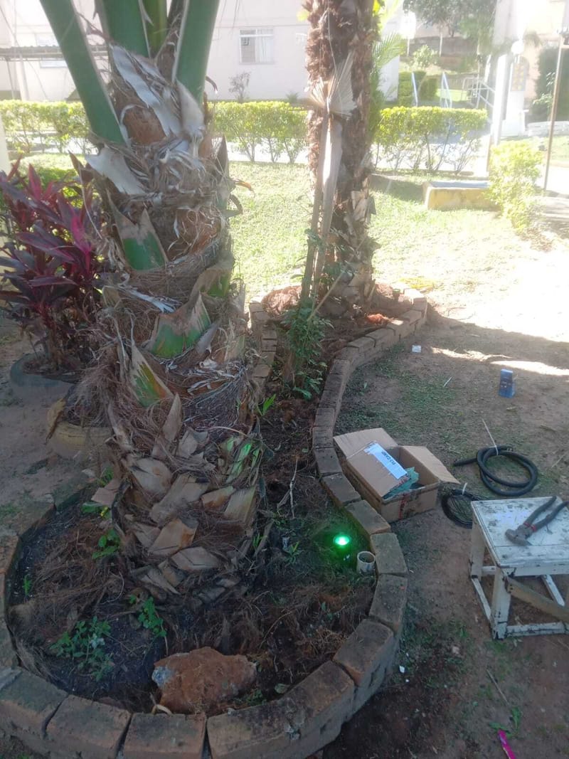 LUZ EXTERNA - PÁTIO