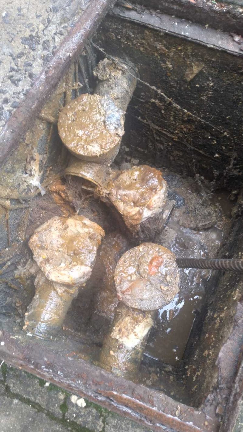 TORRE C - CXA GORDURA / ESGOTO