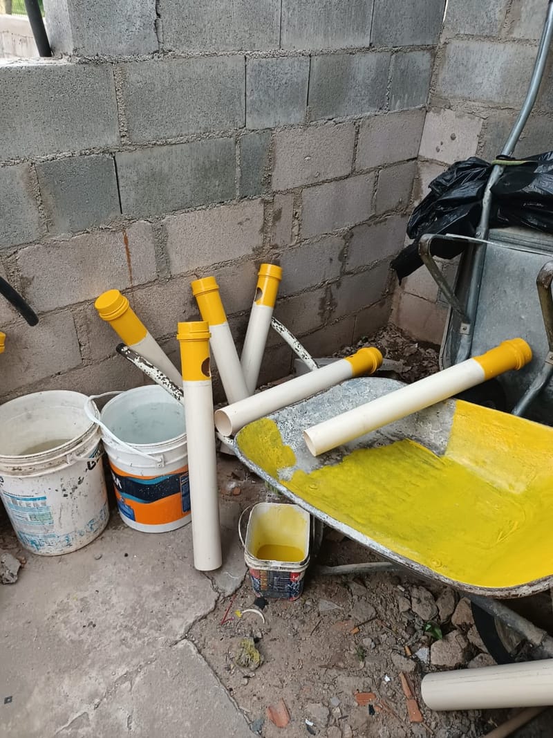 PLACAS E PITUQUEIRAS