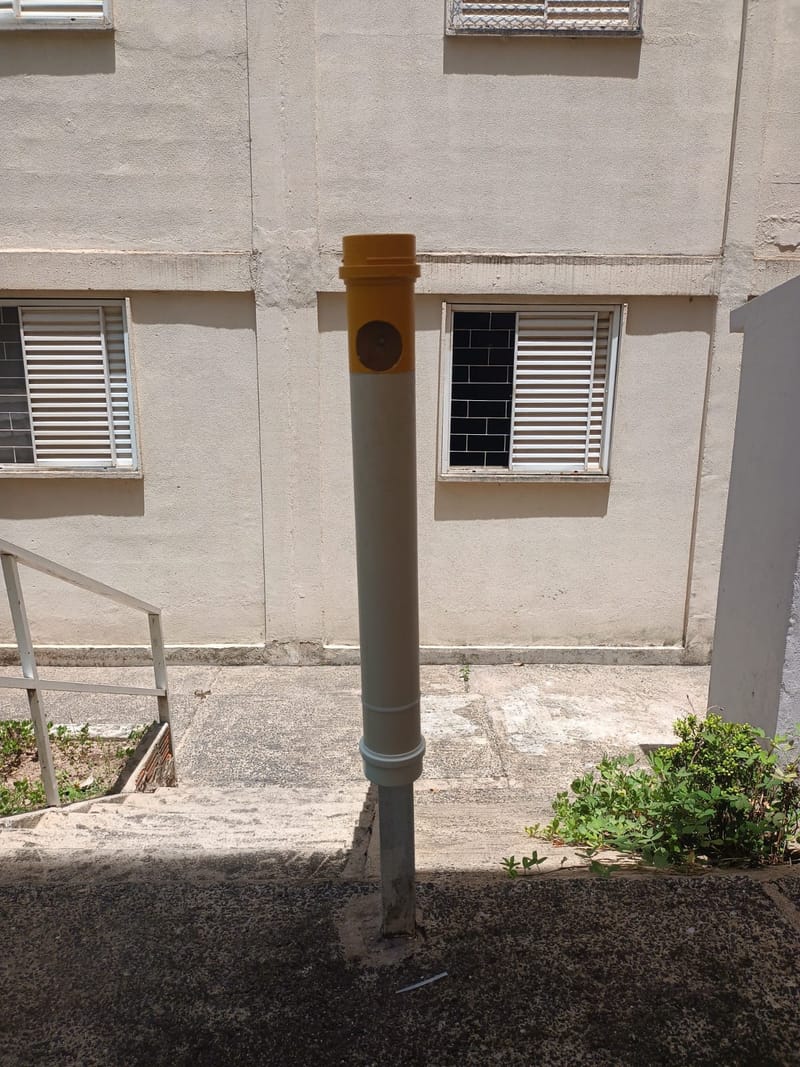 PLACAS E PITUQUEIRAS