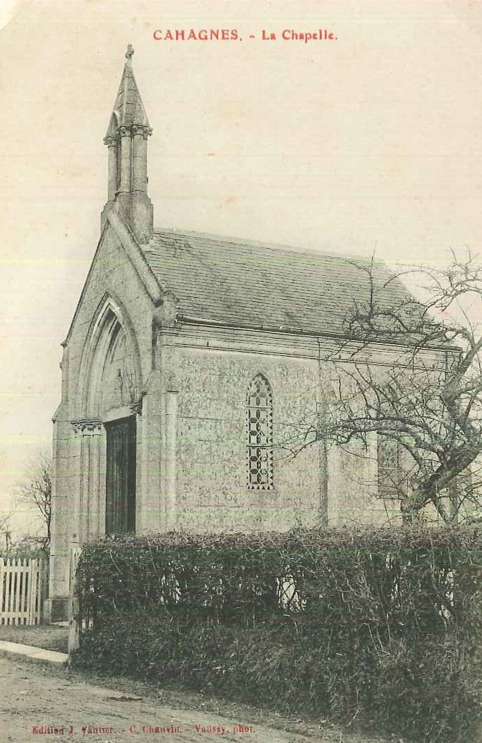 13. LA CHAPELLE NOTRE-DAME-DE-LOURDES